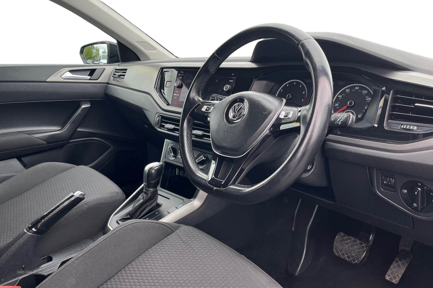 Apr 2019 Volkswagen Polo 1.0 TSI 95 SE 5dr DSG