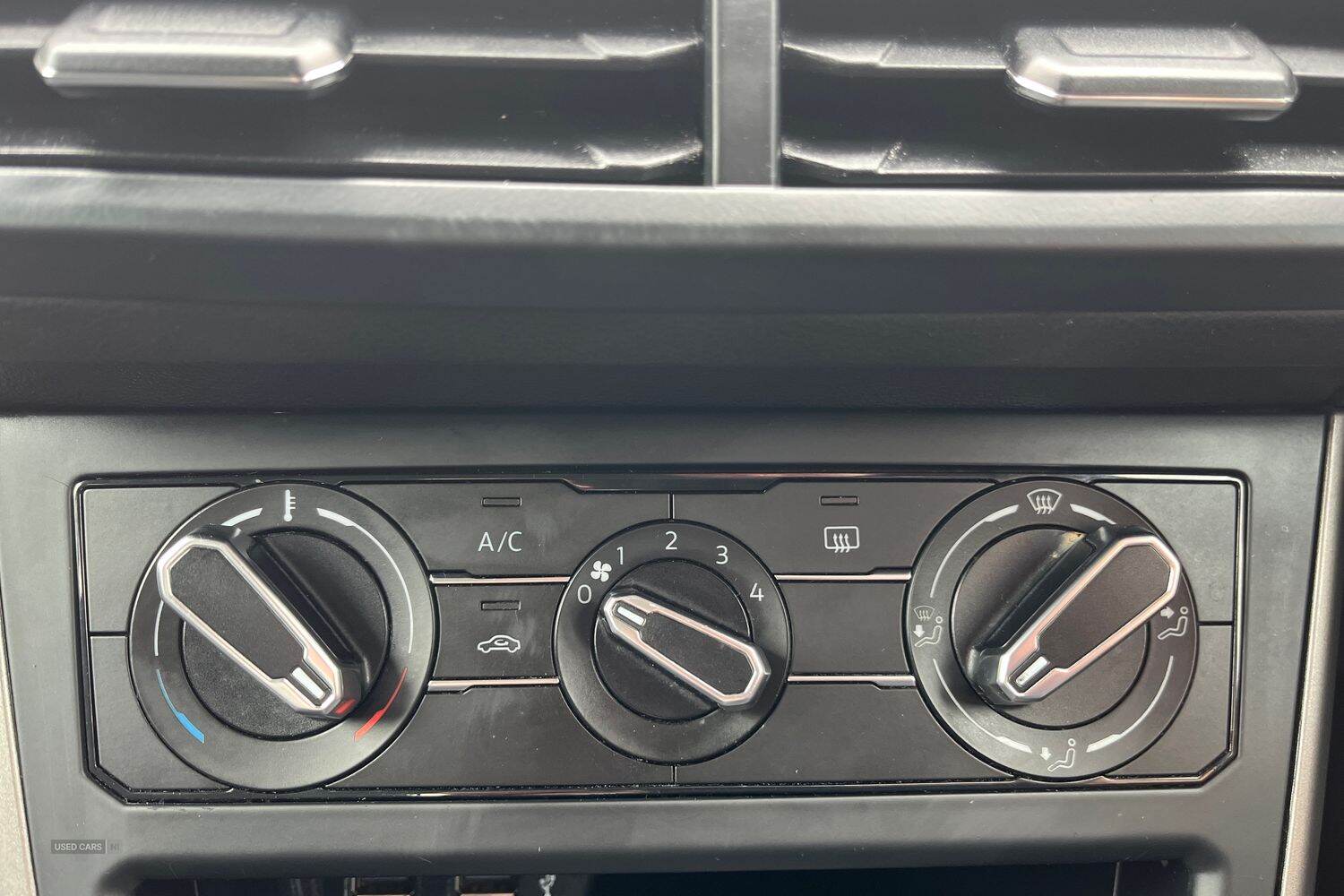 Apr 2019 Volkswagen Polo 1.0 TSI 95 SE 5dr DSG