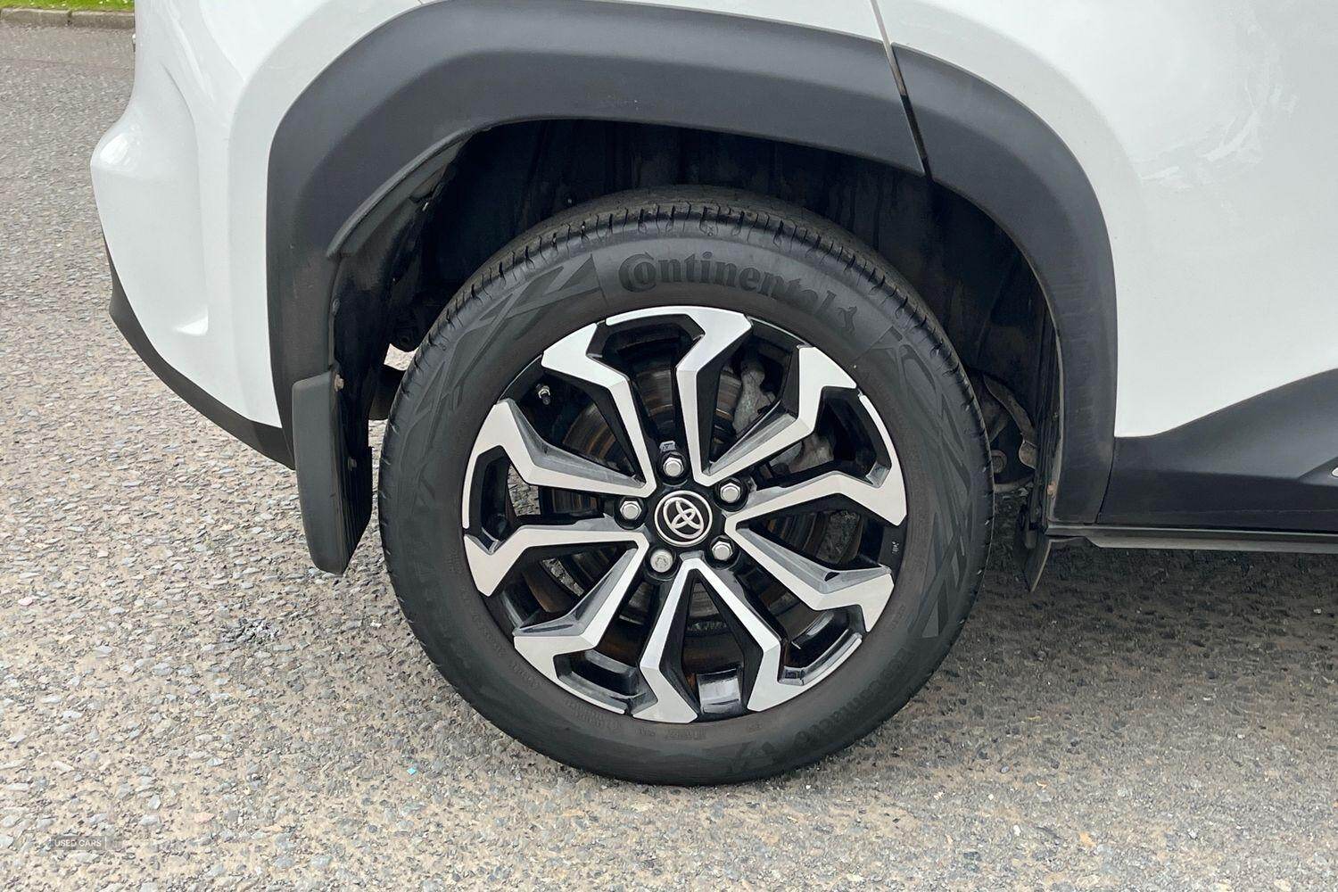 Feb 2022 Toyota Yaris Cross 1.5 Hybrid Design 5dr CVT