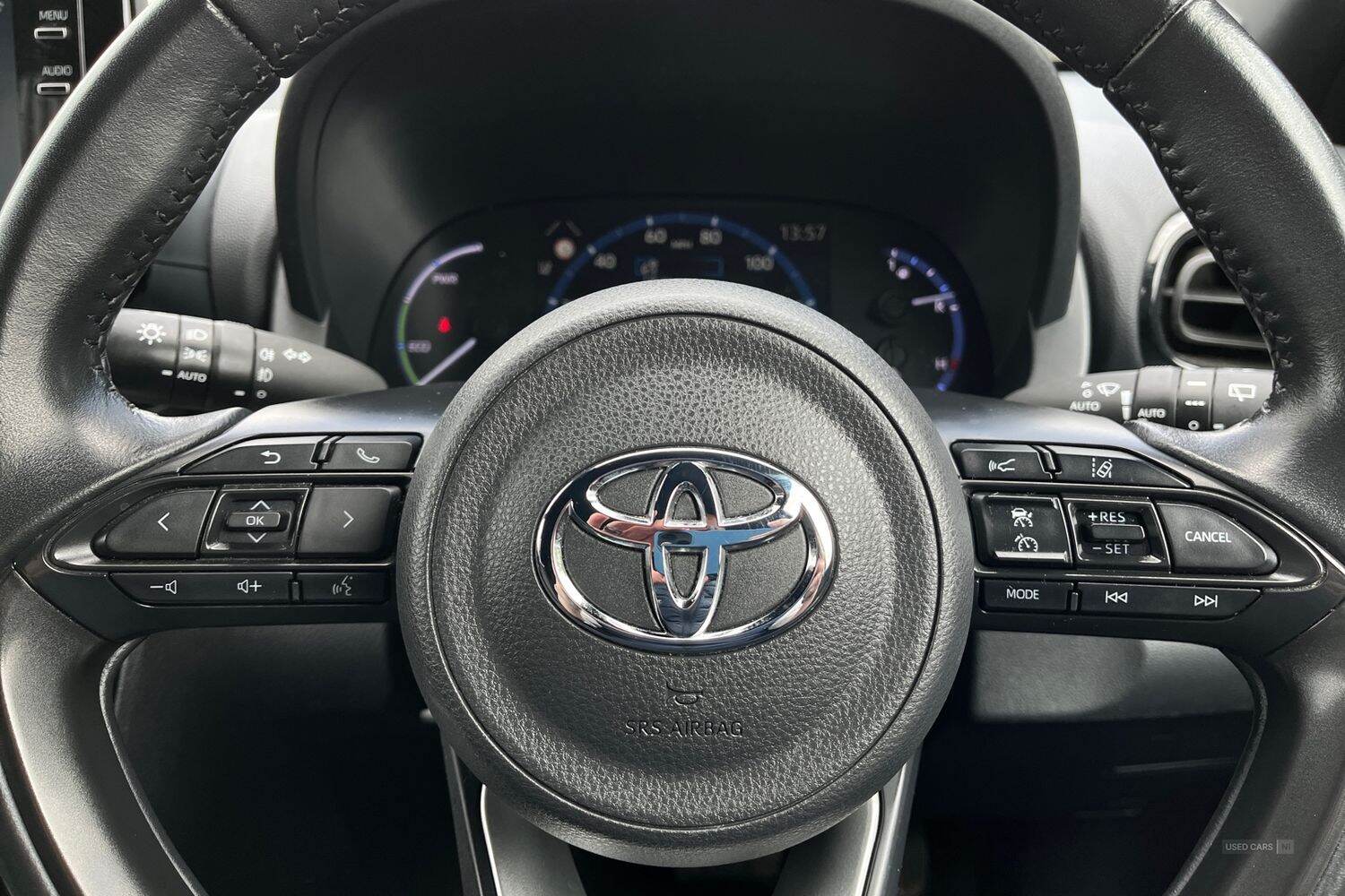 Feb 2022 Toyota Yaris Cross 1.5 Hybrid Design 5dr CVT