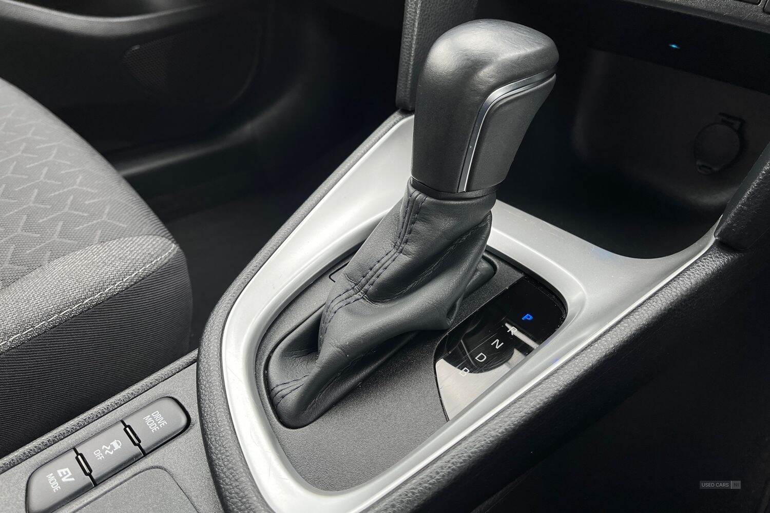 Feb 2022 Toyota Yaris Cross 1.5 Hybrid Design 5dr CVT