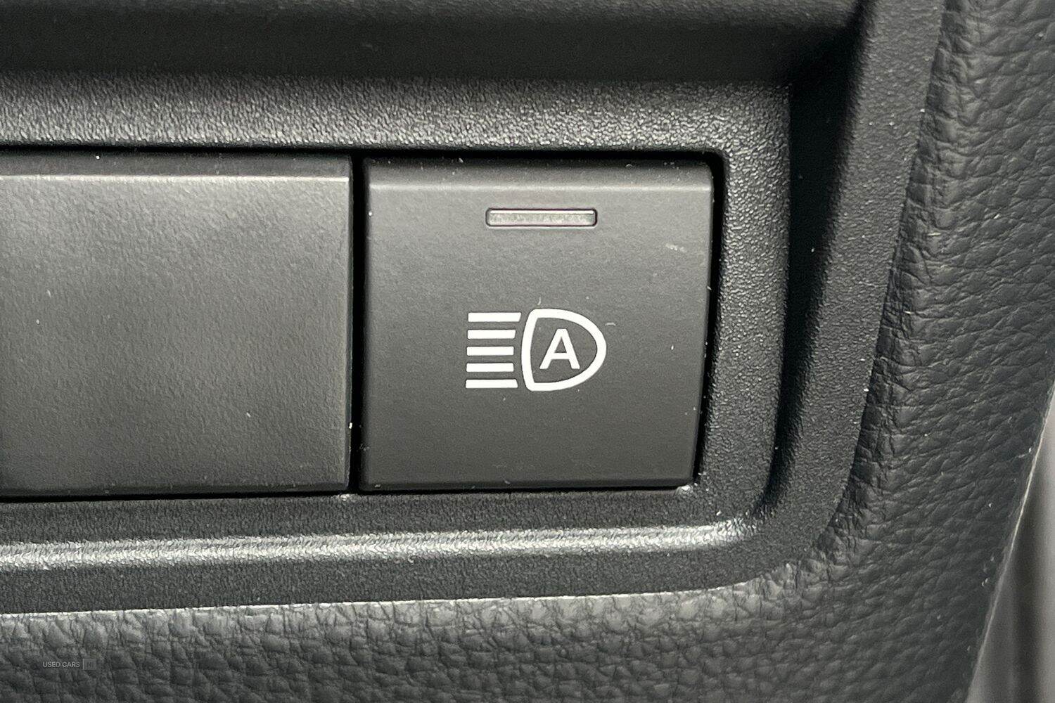 Feb 2022 Toyota Yaris Cross 1.5 Hybrid Design 5dr CVT