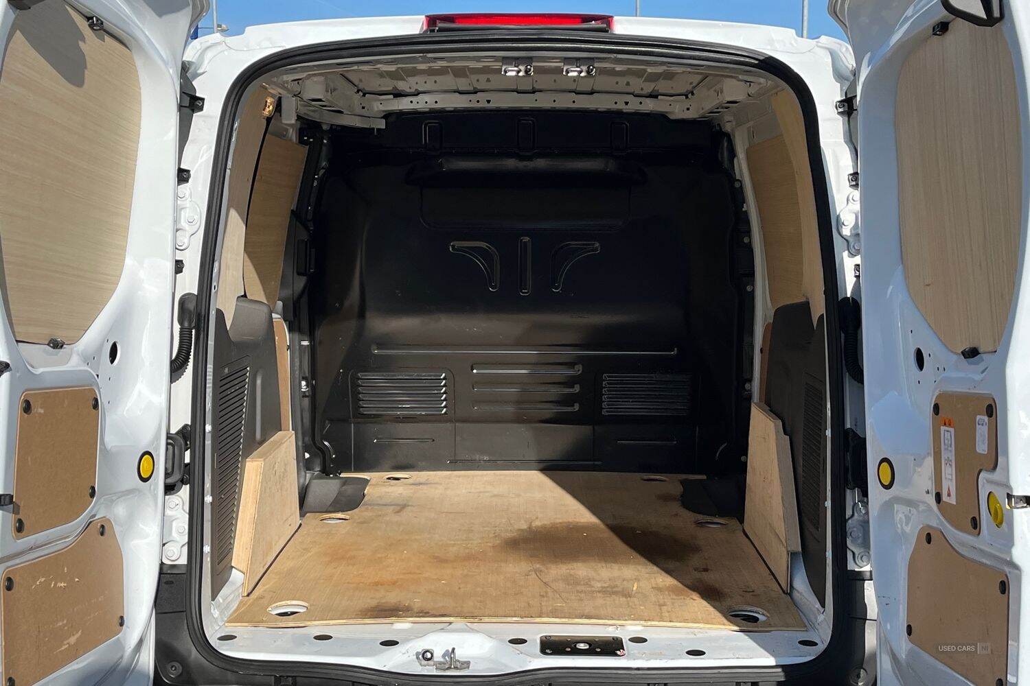 Dec 2022 Ford Transit Connect 1.5 EcoBlue 100ps Leader HP Van
