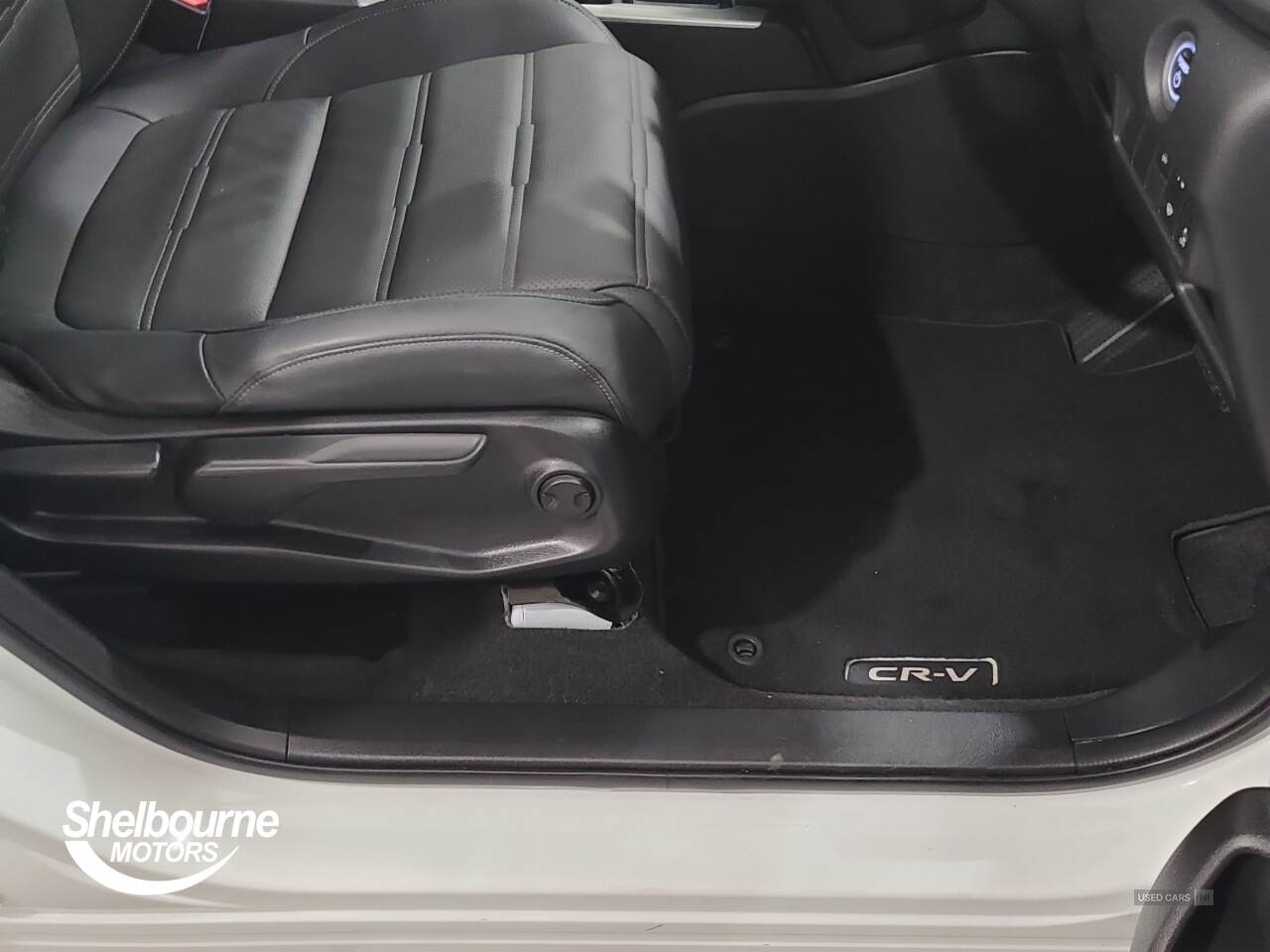 Sep 2022 Honda CR-V 2.0 i-MMD Hybrid SR 5dr eCVT