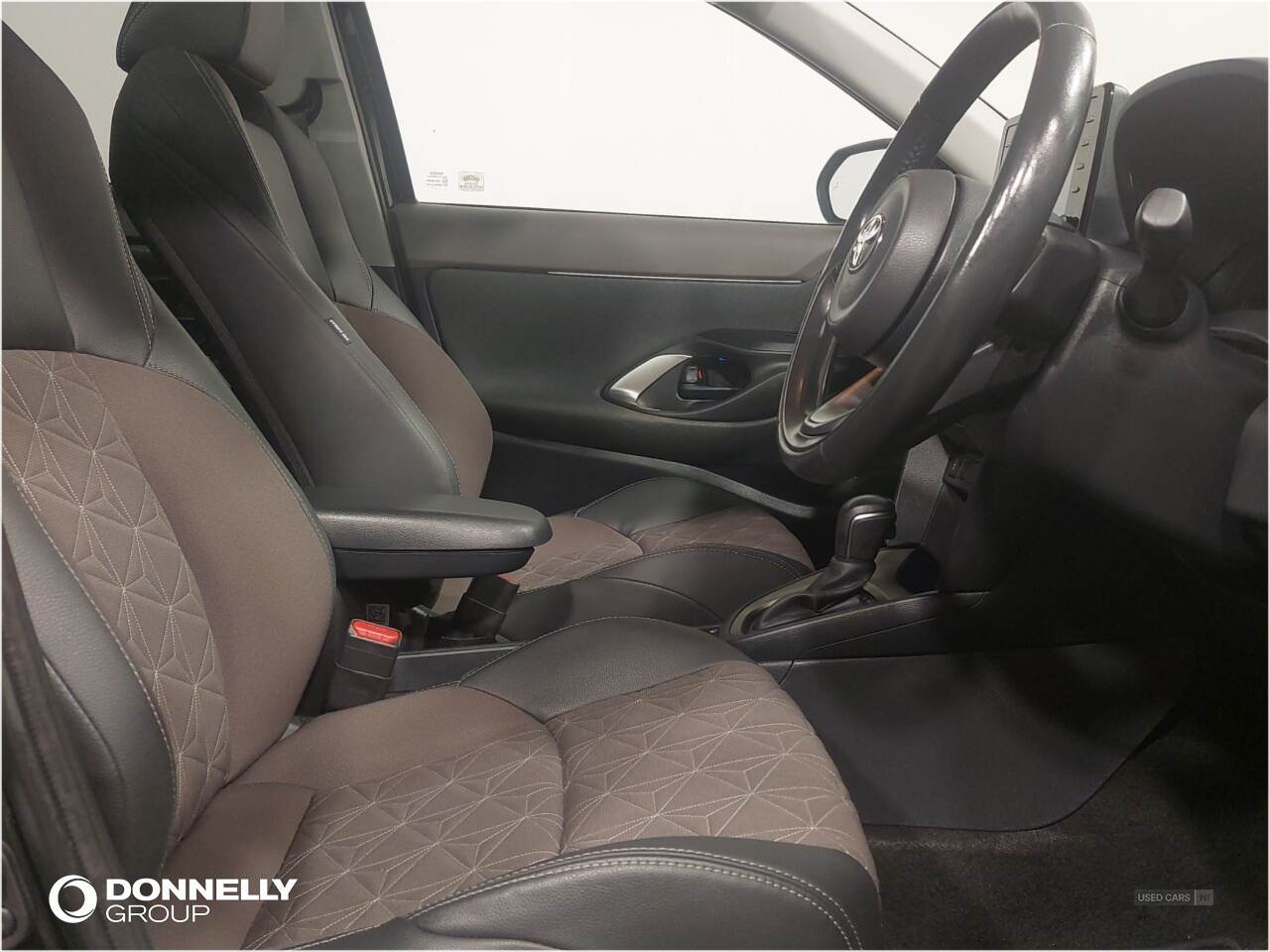 Apr 2022 Toyota Yaris Cross 1.5 Hybrid Excel 5dr CVT