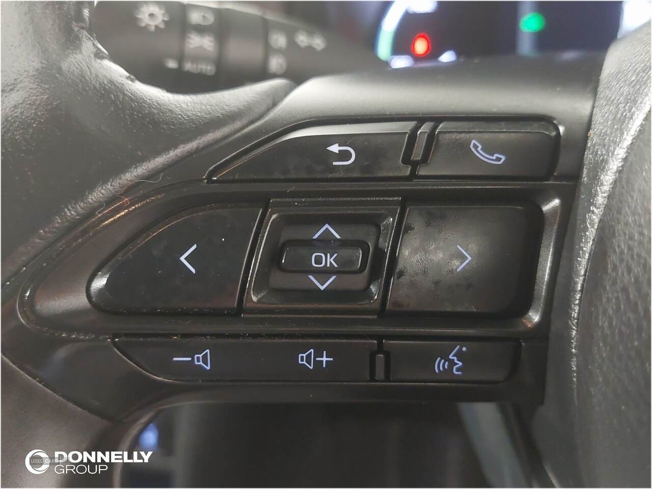 Apr 2022 Toyota Yaris Cross 1.5 Hybrid Excel 5dr CVT