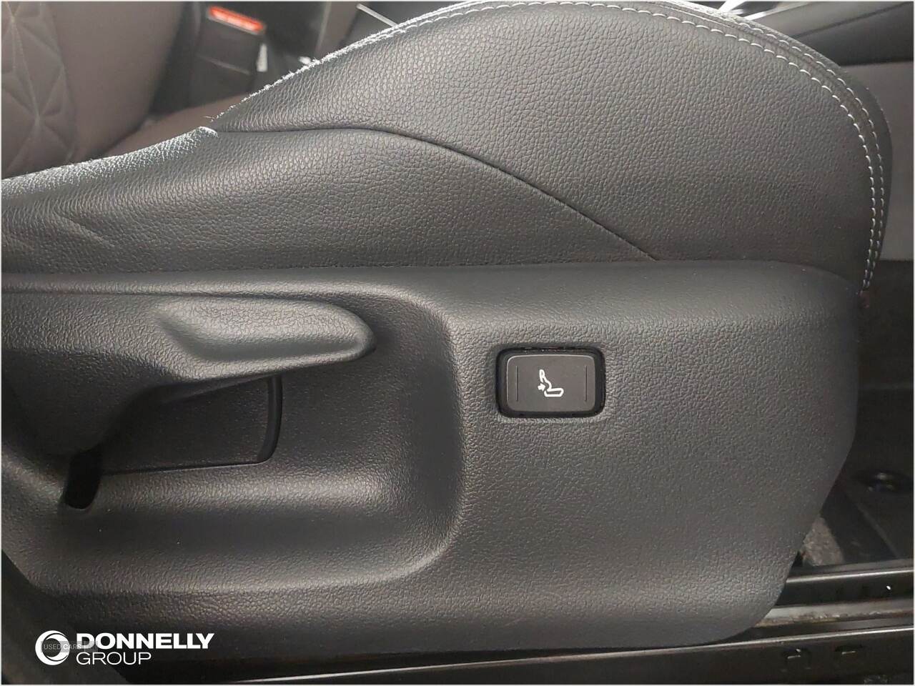 Apr 2022 Toyota Yaris Cross 1.5 Hybrid Excel 5dr CVT