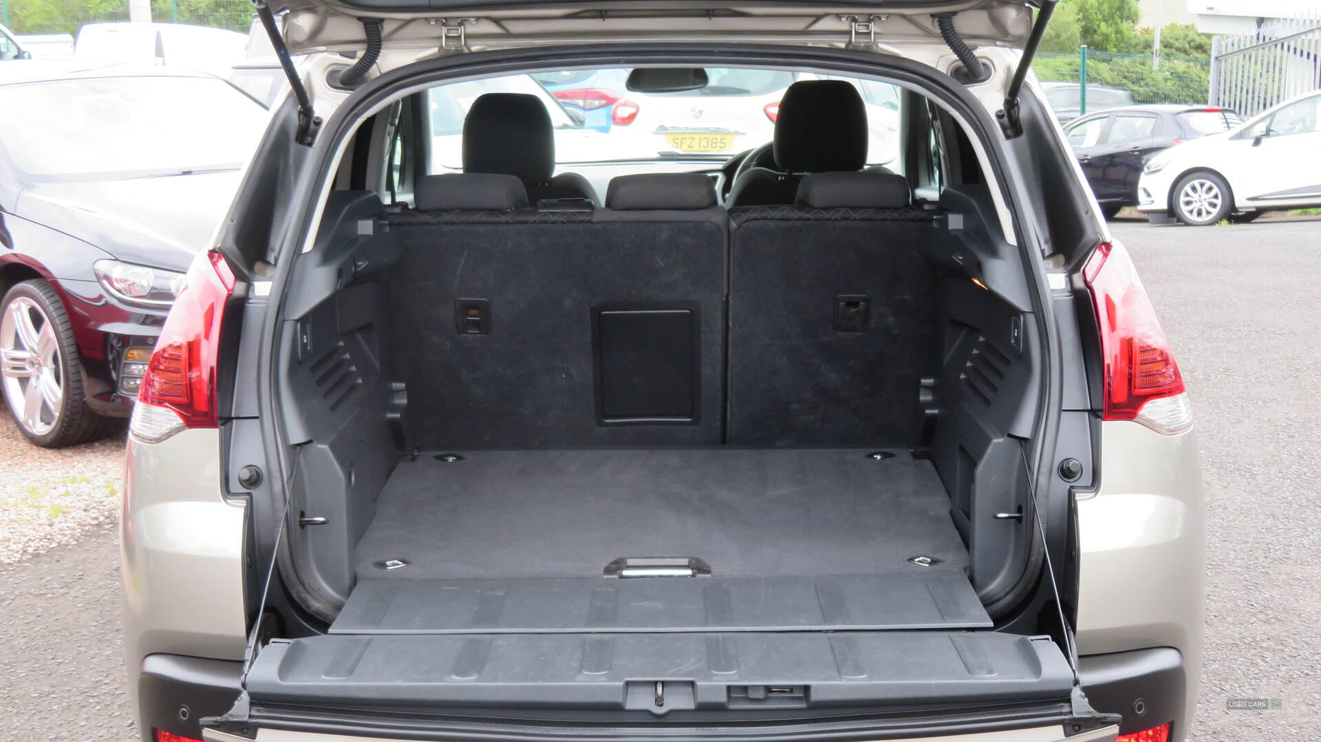 Peugeot 3008 DIESEL ESTATE in Derry / Londonderry