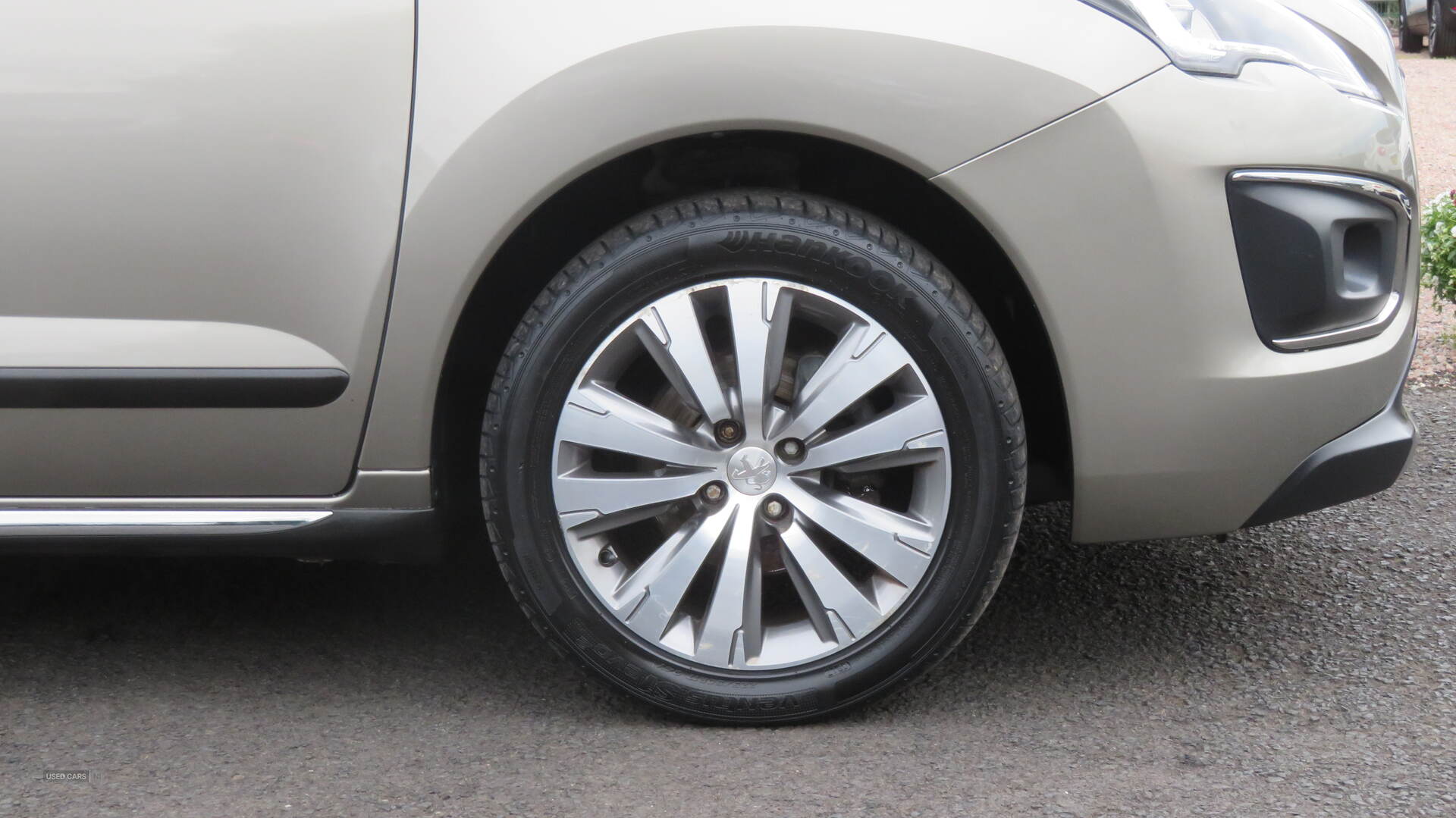 Peugeot 3008 DIESEL ESTATE in Derry / Londonderry