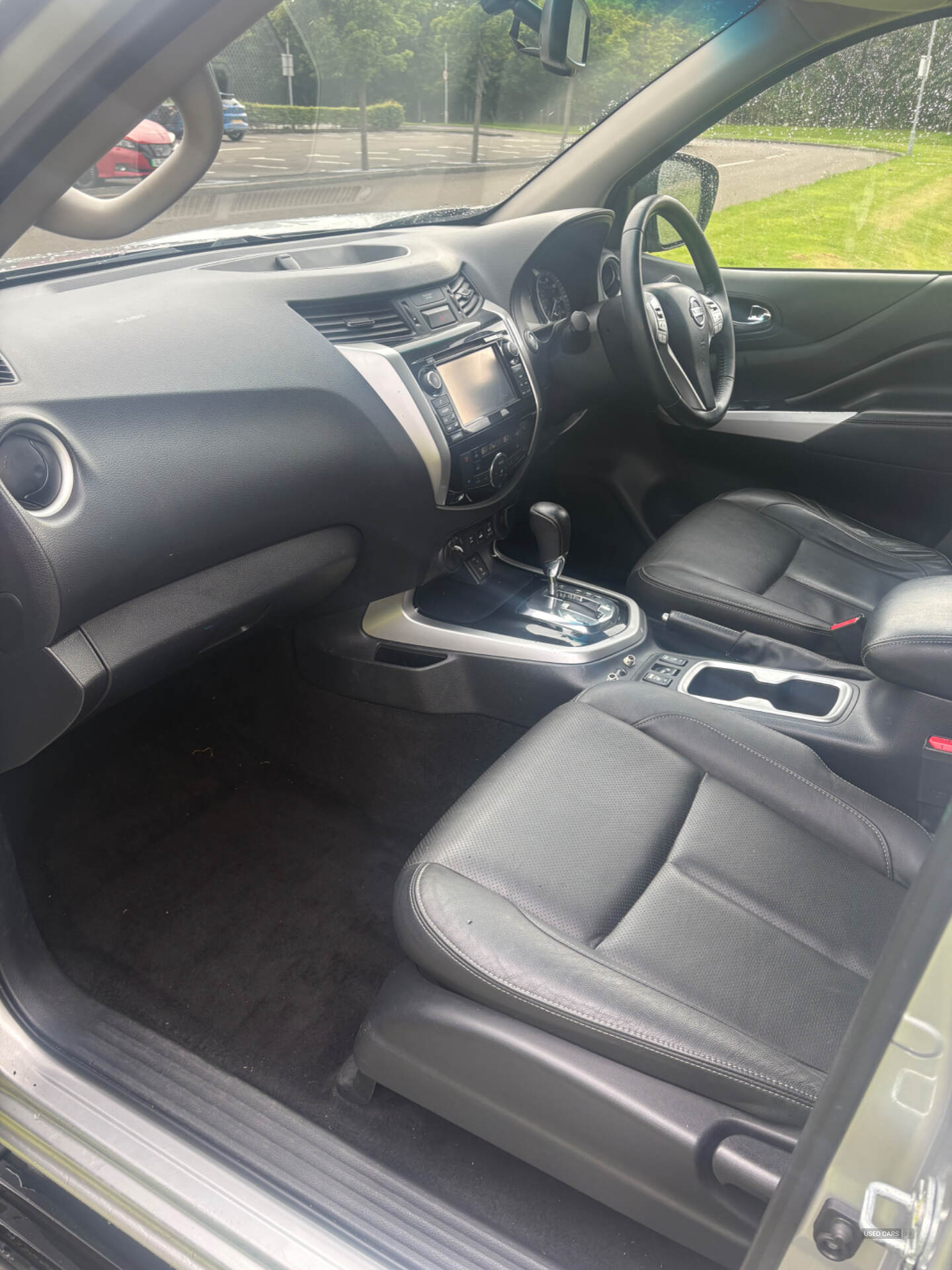 Jan 2017 Nissan Navara Double Cab Pick Up Tekna 2.3dCi 190 4WD Auto