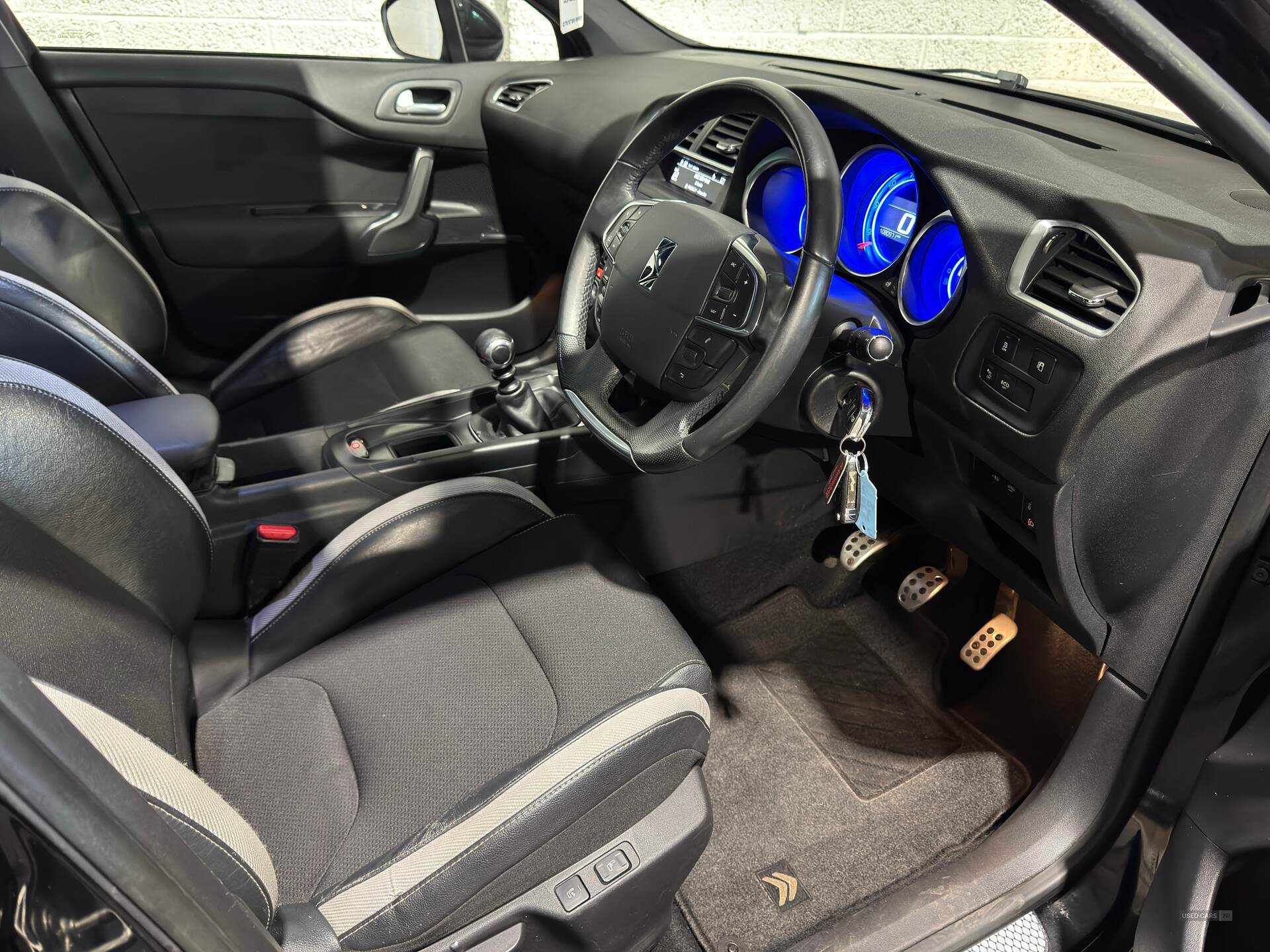 Nov 2013 Citroen DS4 1.6 e-HDi 115 DStyle 5dr