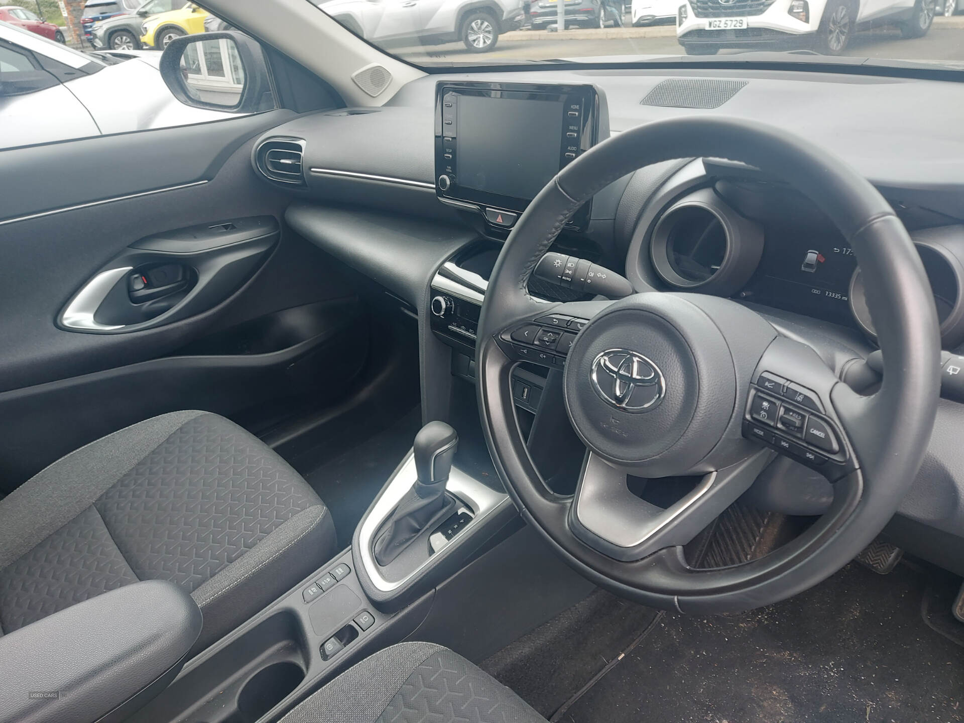 Mar 2024 Toyota Yaris Cross 1.5 Hybrid Icon 5dr CVT