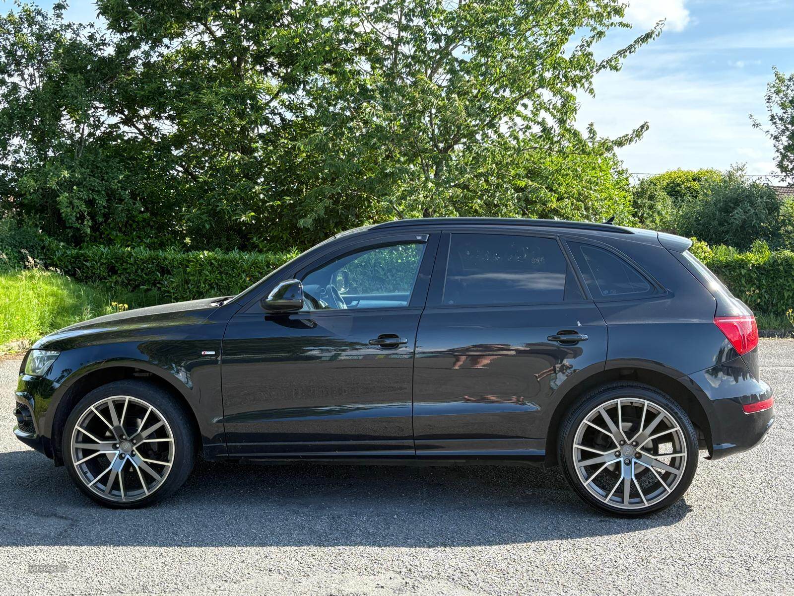 Audi Q5 DIESEL ESTATE in Tyrone