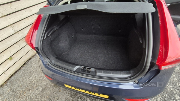 Volvo V40 DIESEL HATCHBACK in Antrim