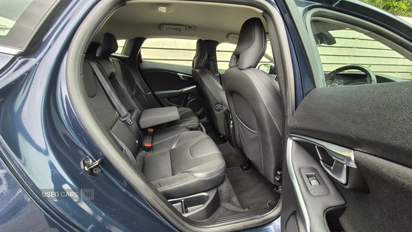Volvo V40 DIESEL HATCHBACK in Antrim