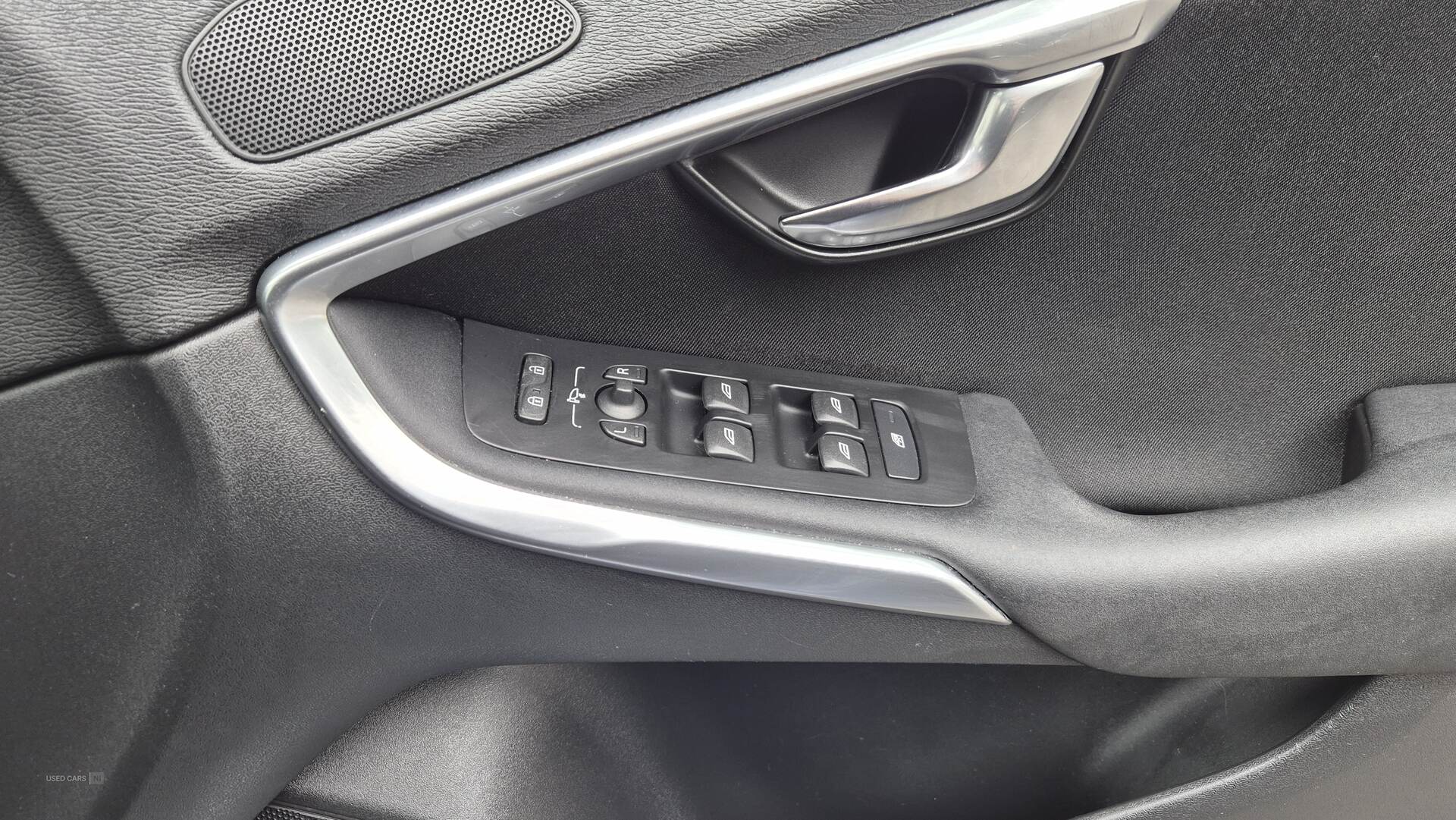 Volvo V40 DIESEL HATCHBACK in Antrim