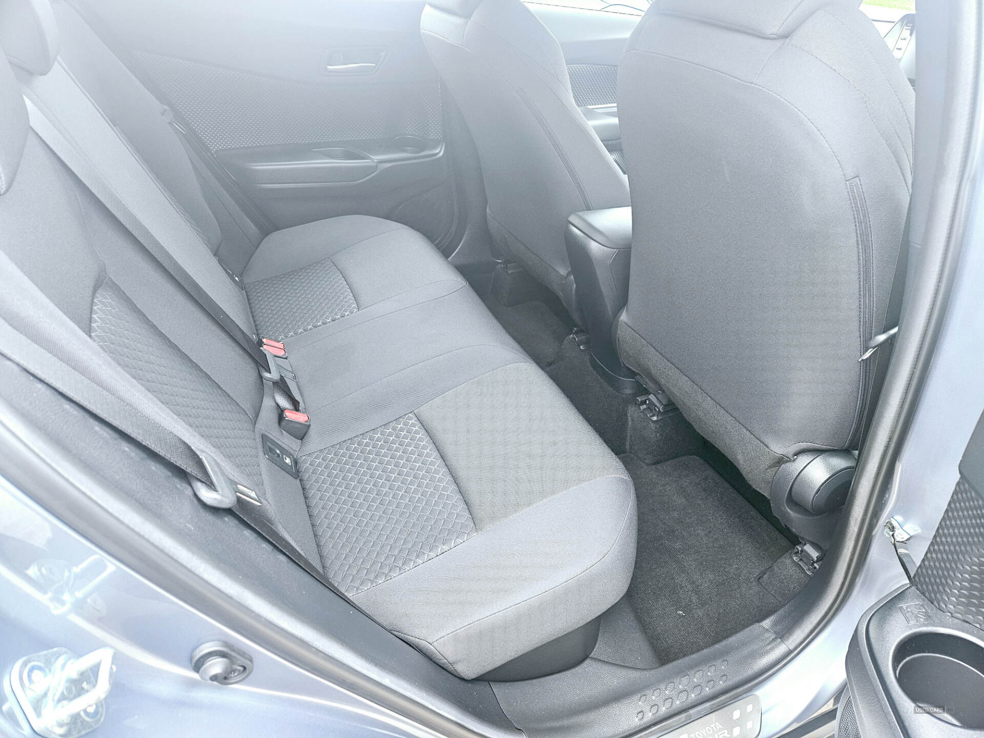 May 2022 Toyota C-HR 1.8 Hybrid Icon 5dr CVT