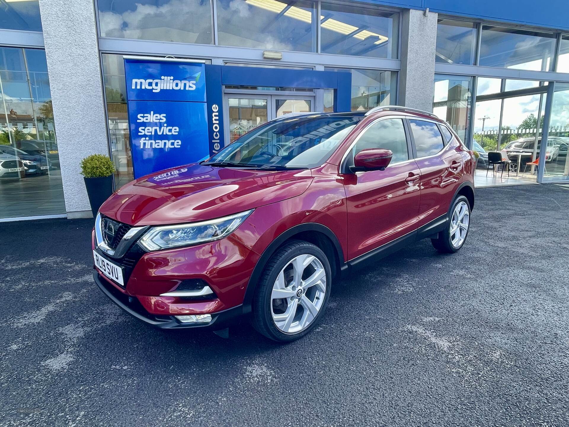 Nissan Qashqai DIESEL HATCHBACK in Tyrone