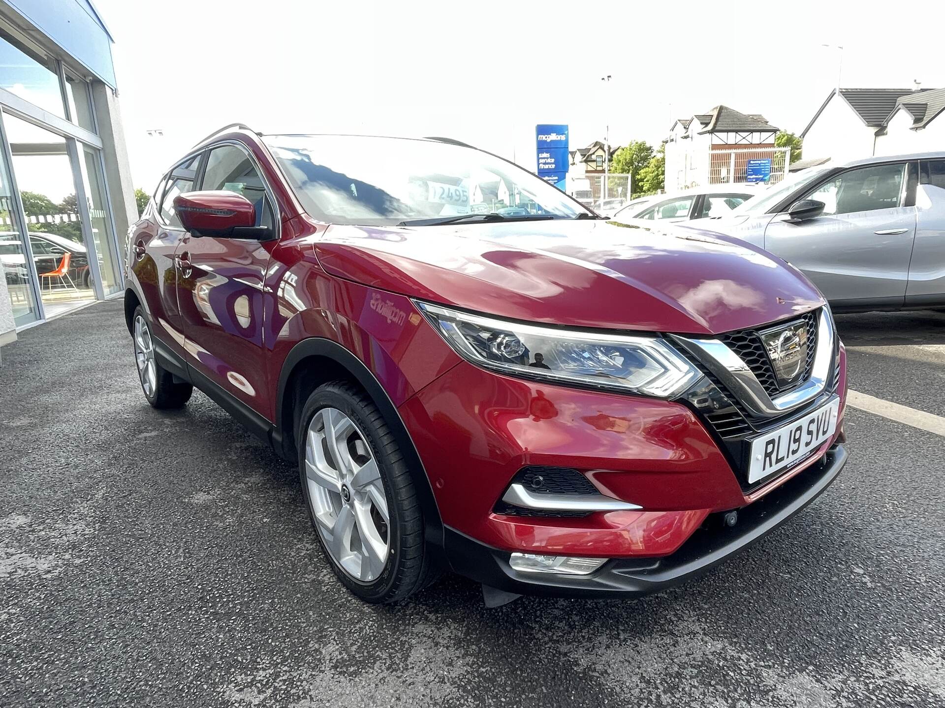 Nissan Qashqai DIESEL HATCHBACK in Tyrone