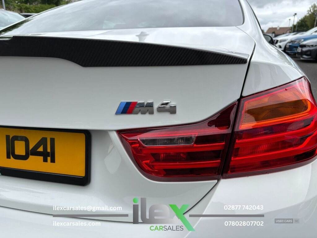 Aug 2015 BMW M4 M4 2dr DCT