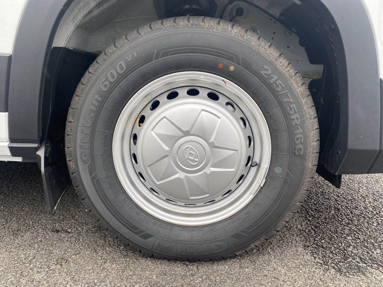 MAXUS / LDV Deliver 9 LWB RWD 2.0 D20 150