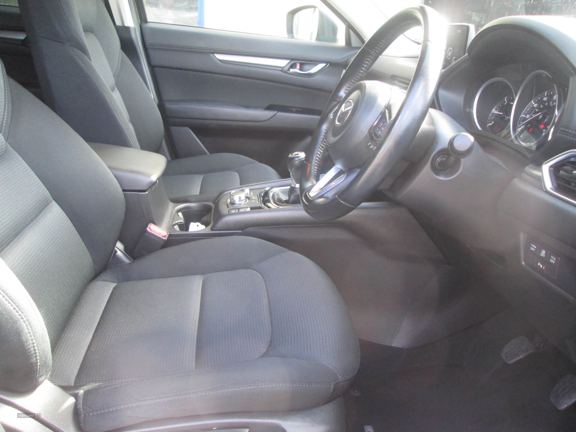 Car Thumbnail 12