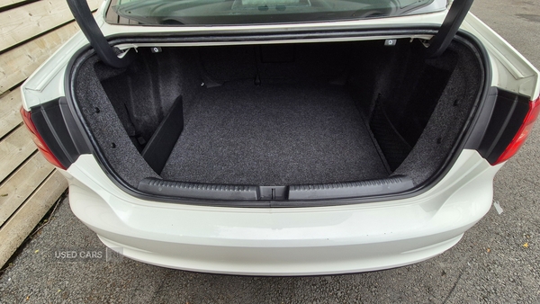 Volkswagen Jetta DIESEL SALOON in Antrim
