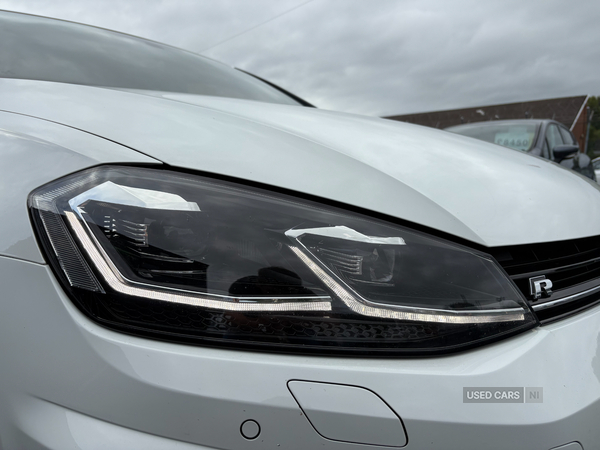 Volkswagen Golf HATCHBACK in Down