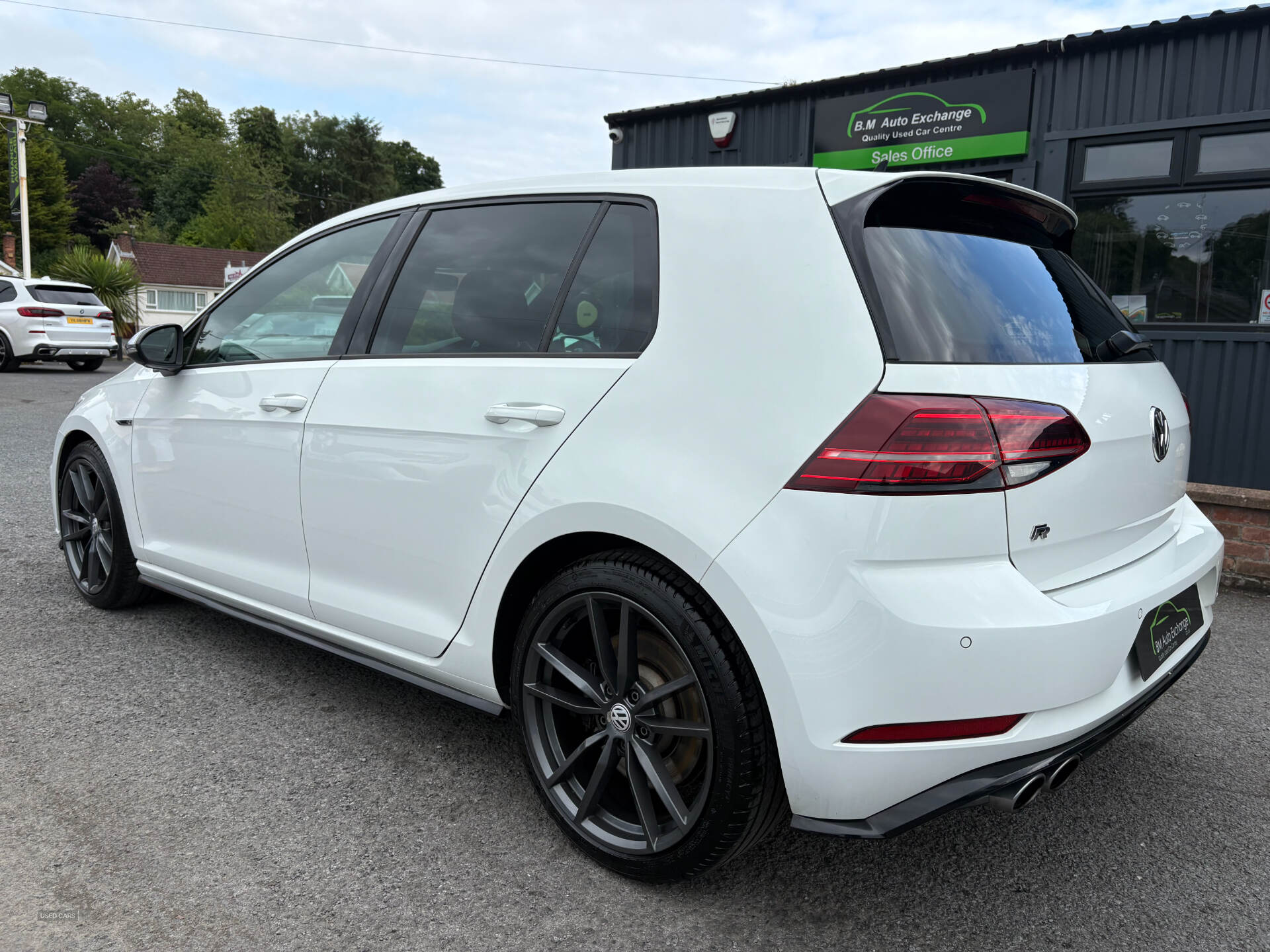 Volkswagen Golf HATCHBACK in Down