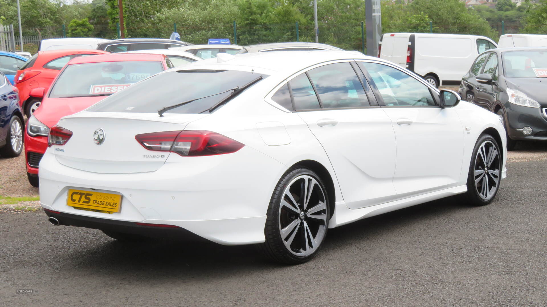 Vauxhall Insignia DIESEL GRAND SPORT in Derry / Londonderry