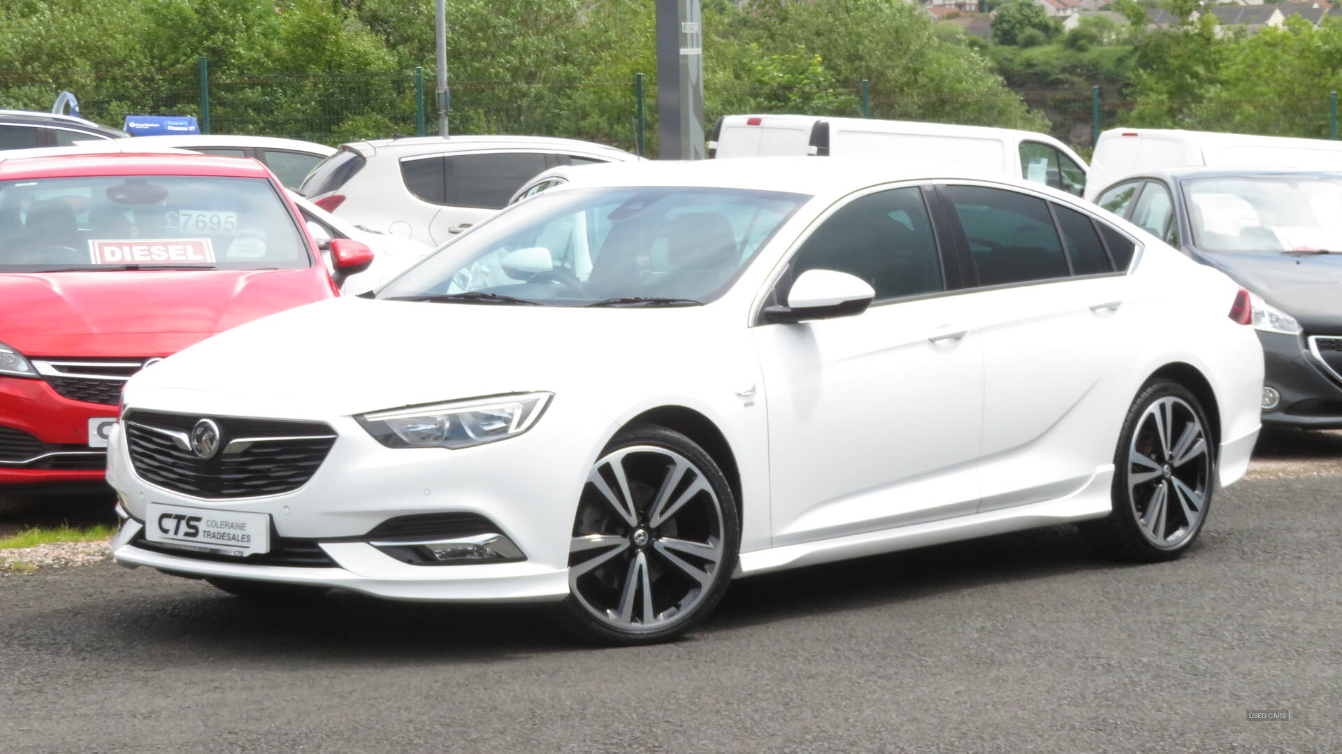 Vauxhall Insignia DIESEL GRAND SPORT in Derry / Londonderry