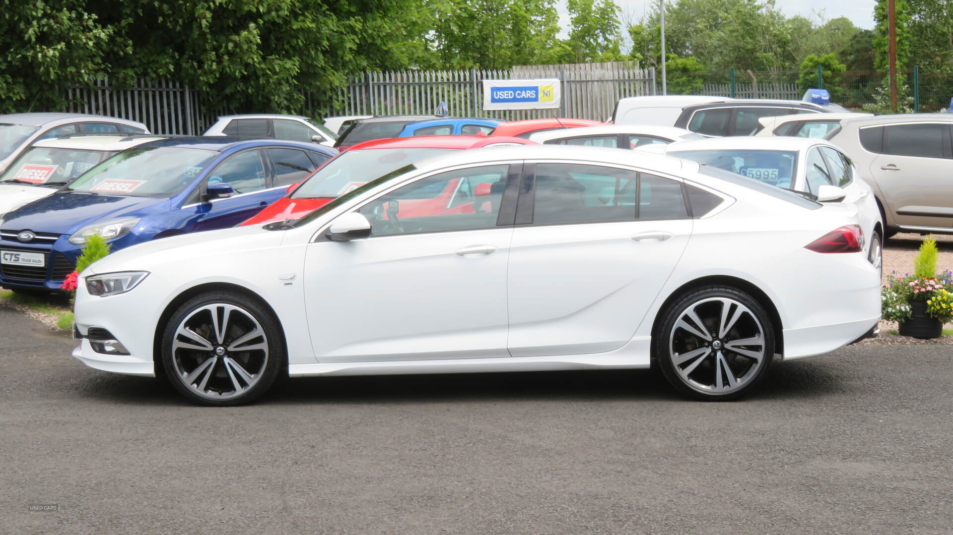 Vauxhall Insignia DIESEL GRAND SPORT in Derry / Londonderry