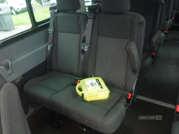 Ford Transit 460 L4 MINIBUS DIESEL RWD in Down
