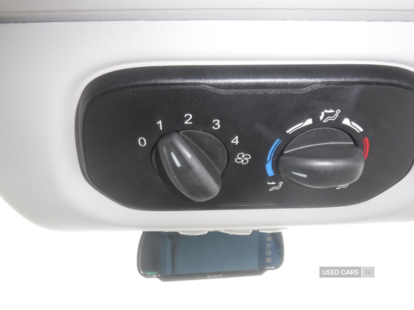 Ford Transit 460 L4 MINIBUS DIESEL RWD in Down