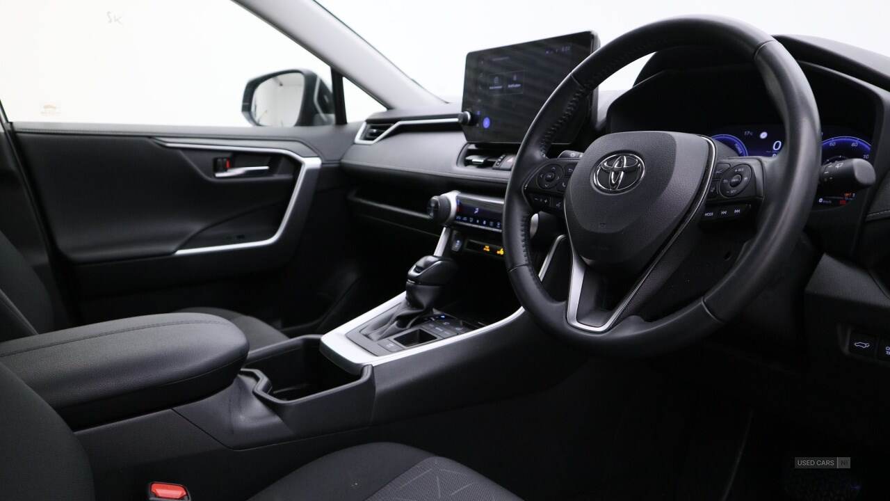 Toyota RAV4 ESTATE in Tyrone