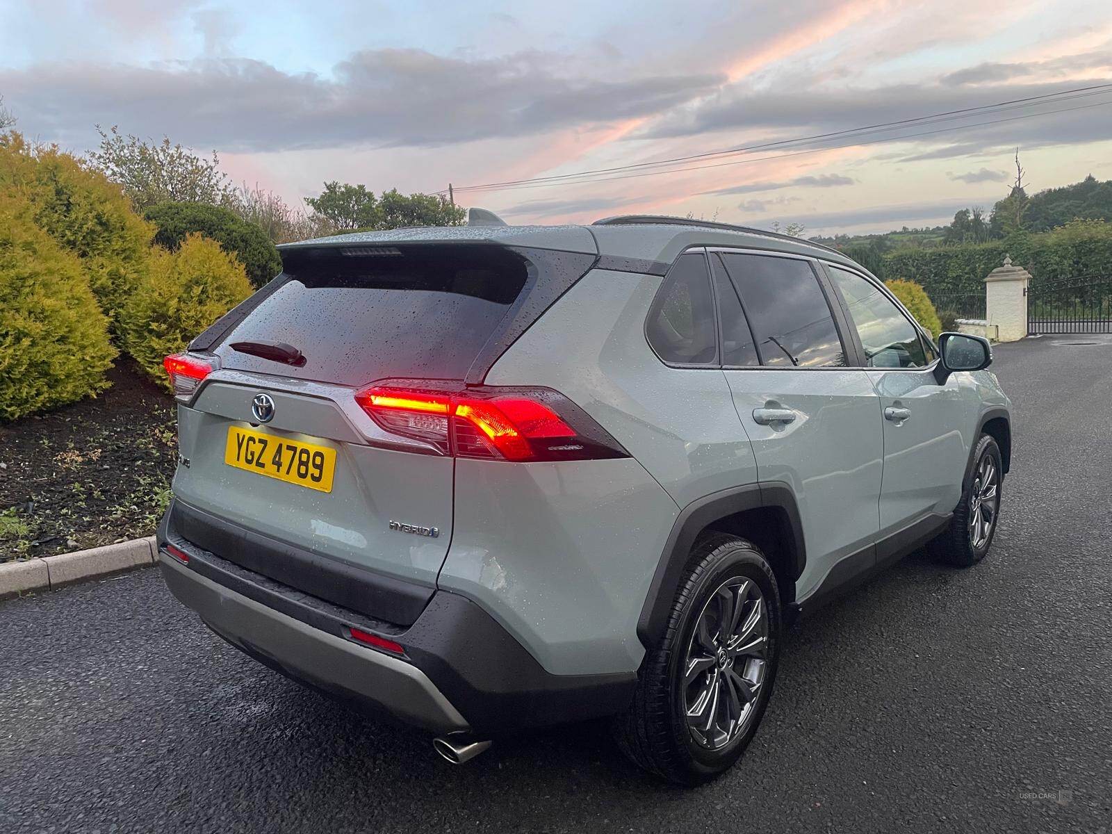 Mar 2023 Toyota RAV4 2.5 VVT-i Hybrid Design 5dr CVT 2WD