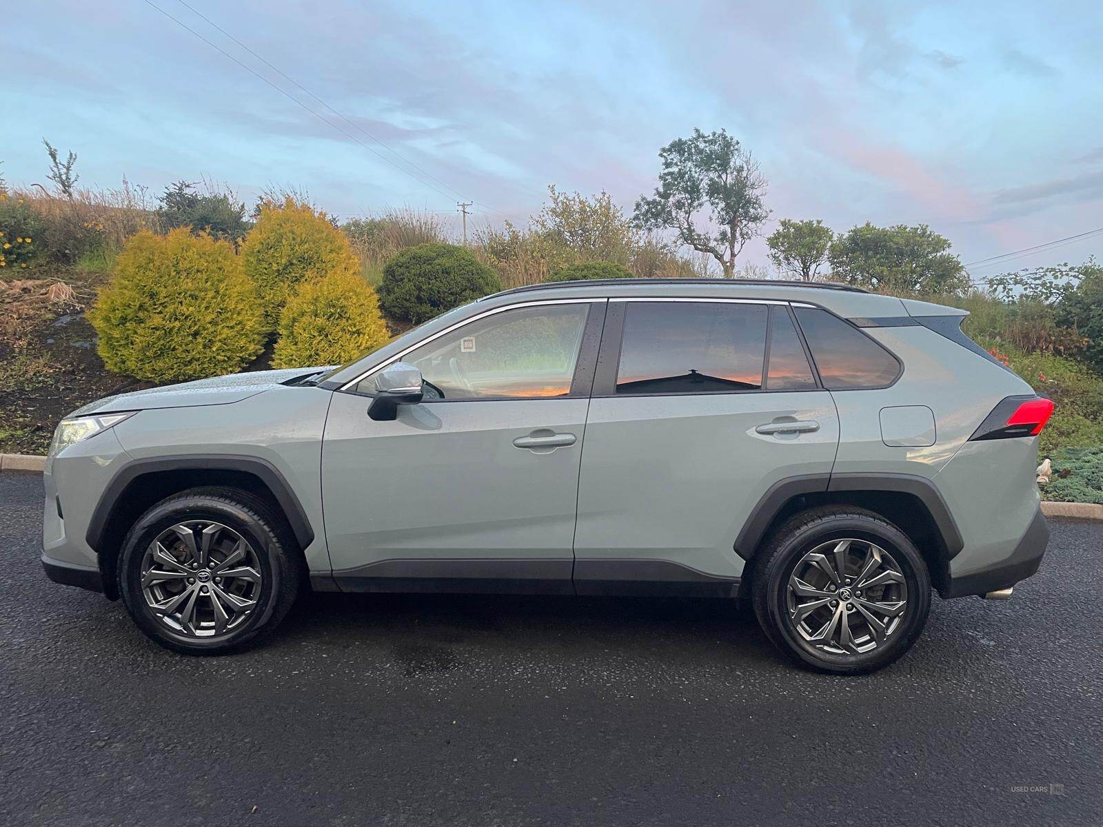 Mar 2023 Toyota RAV4 2.5 VVT-i Hybrid Design 5dr CVT 2WD