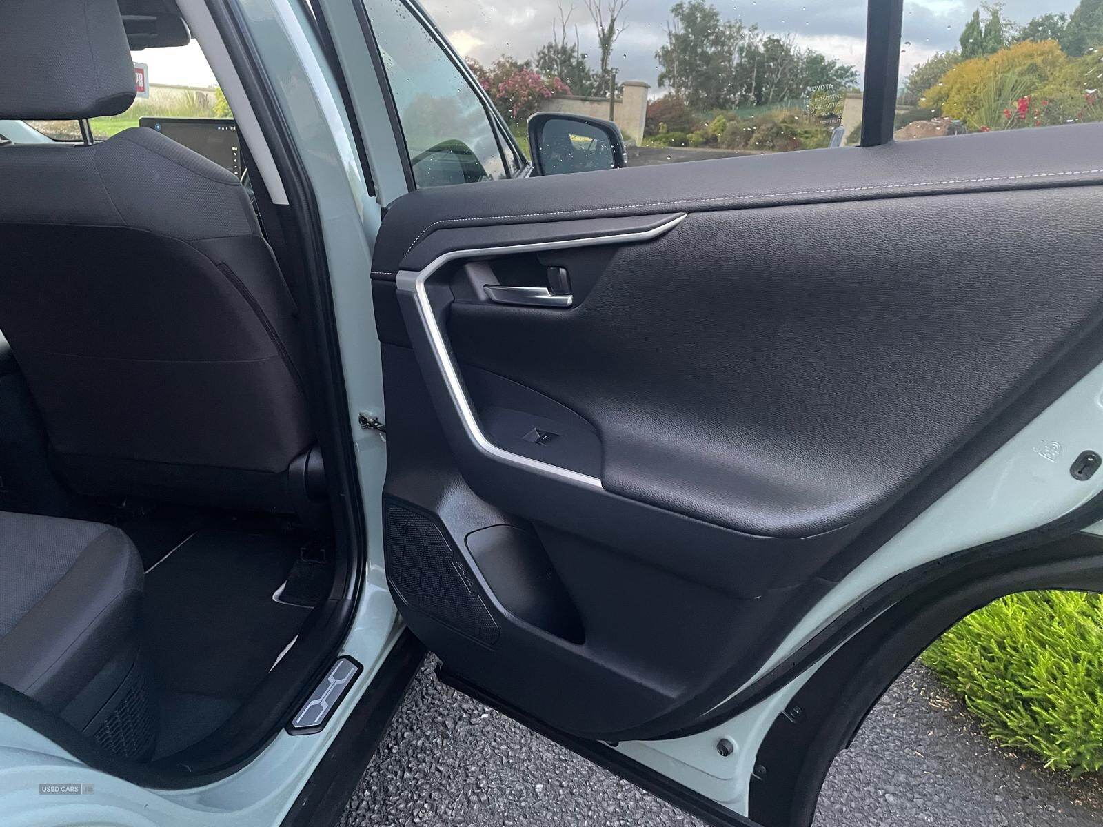 Mar 2023 Toyota RAV4 2.5 VVT-i Hybrid Design 5dr CVT 2WD