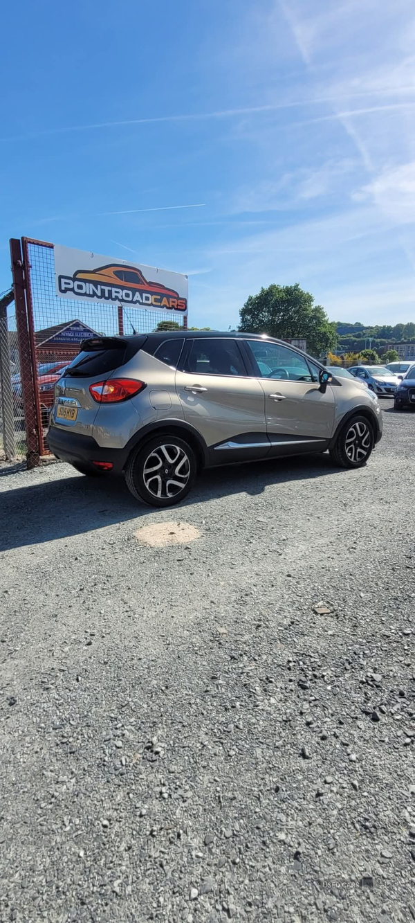 Renault Captur DIESEL HATCHBACK in Down