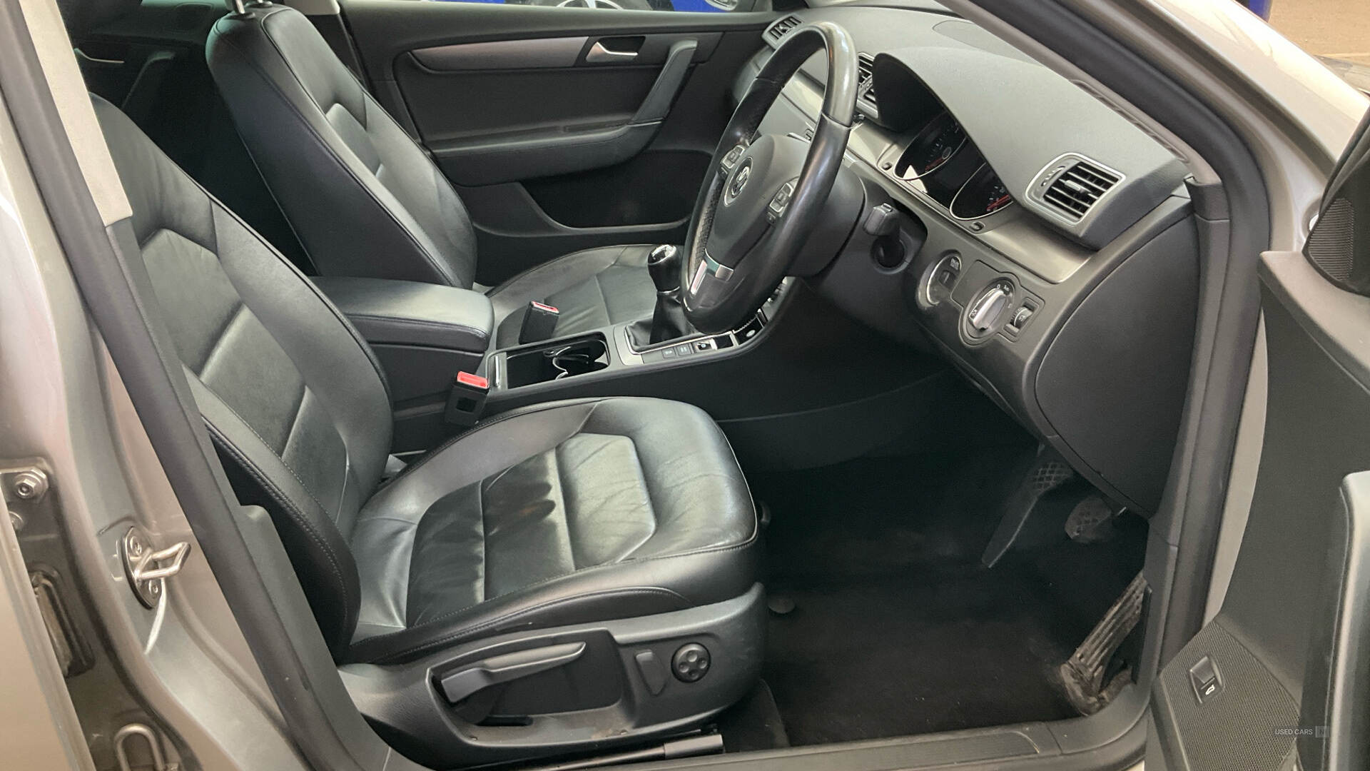 Volkswagen Passat DIESEL SALOON in Derry / Londonderry