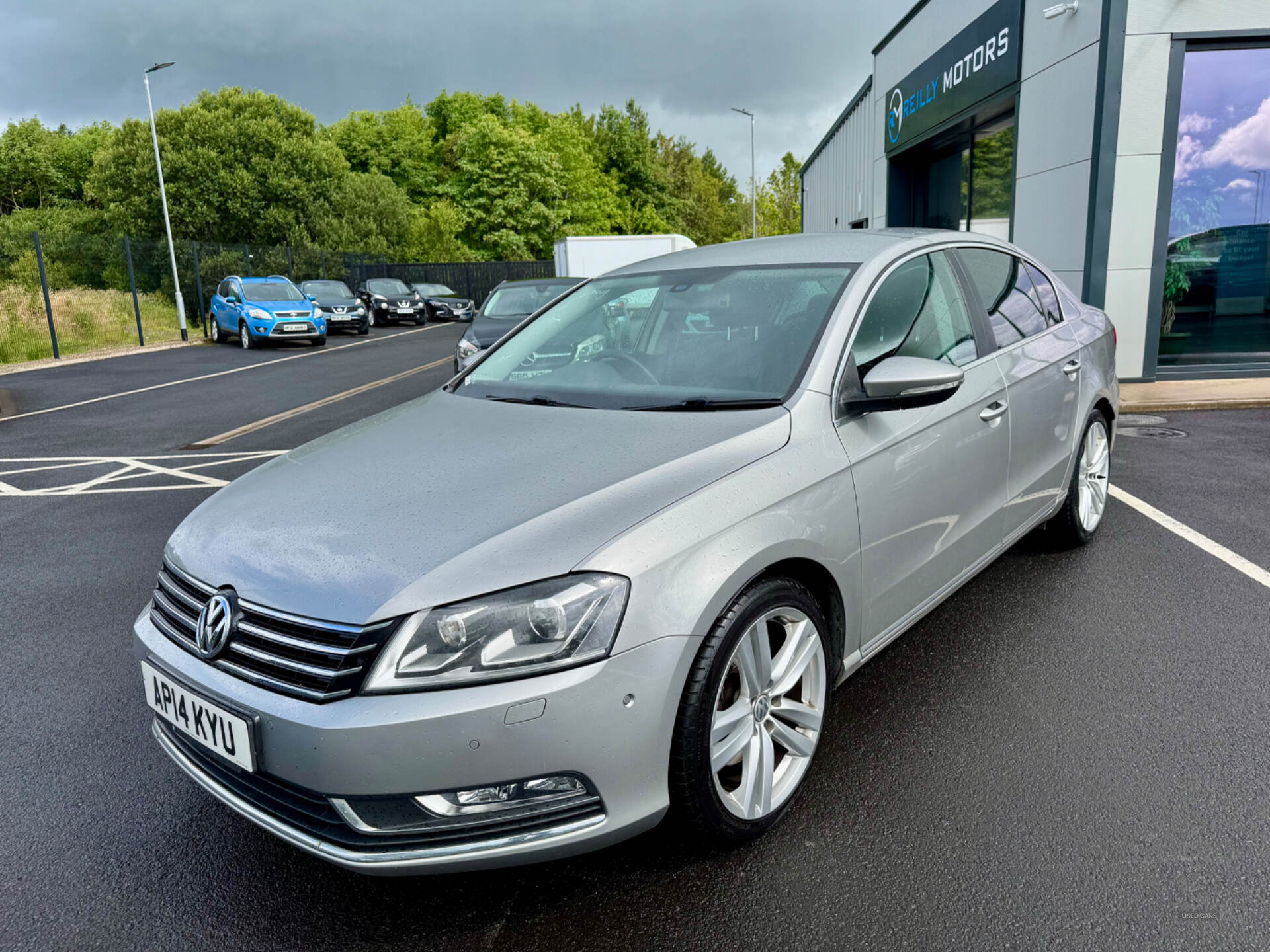 Jun 2014 Volkswagen Passat 2.0 TDI Bluemotion Tech Executive Style 4dr