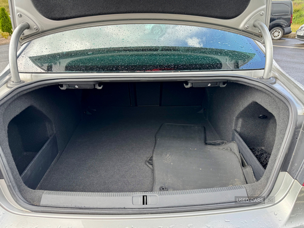 Volkswagen Passat DIESEL SALOON in Derry / Londonderry