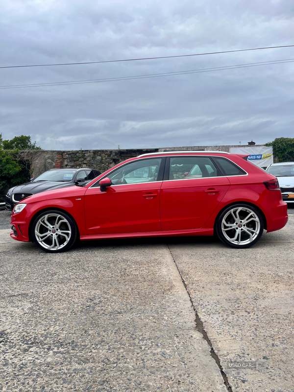 Audi A3 DIESEL SPORTBACK in Down