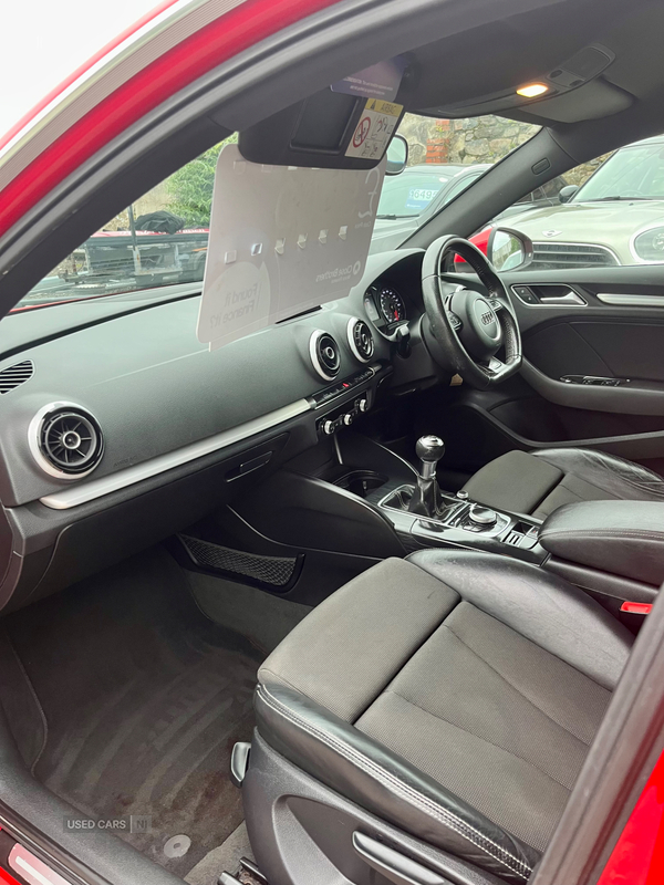 Audi A3 DIESEL SPORTBACK in Down
