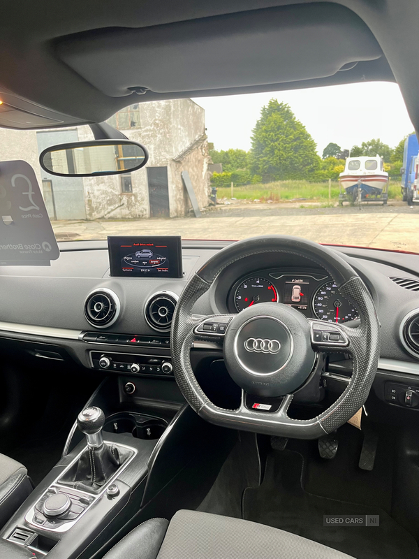 Audi A3 DIESEL SPORTBACK in Down