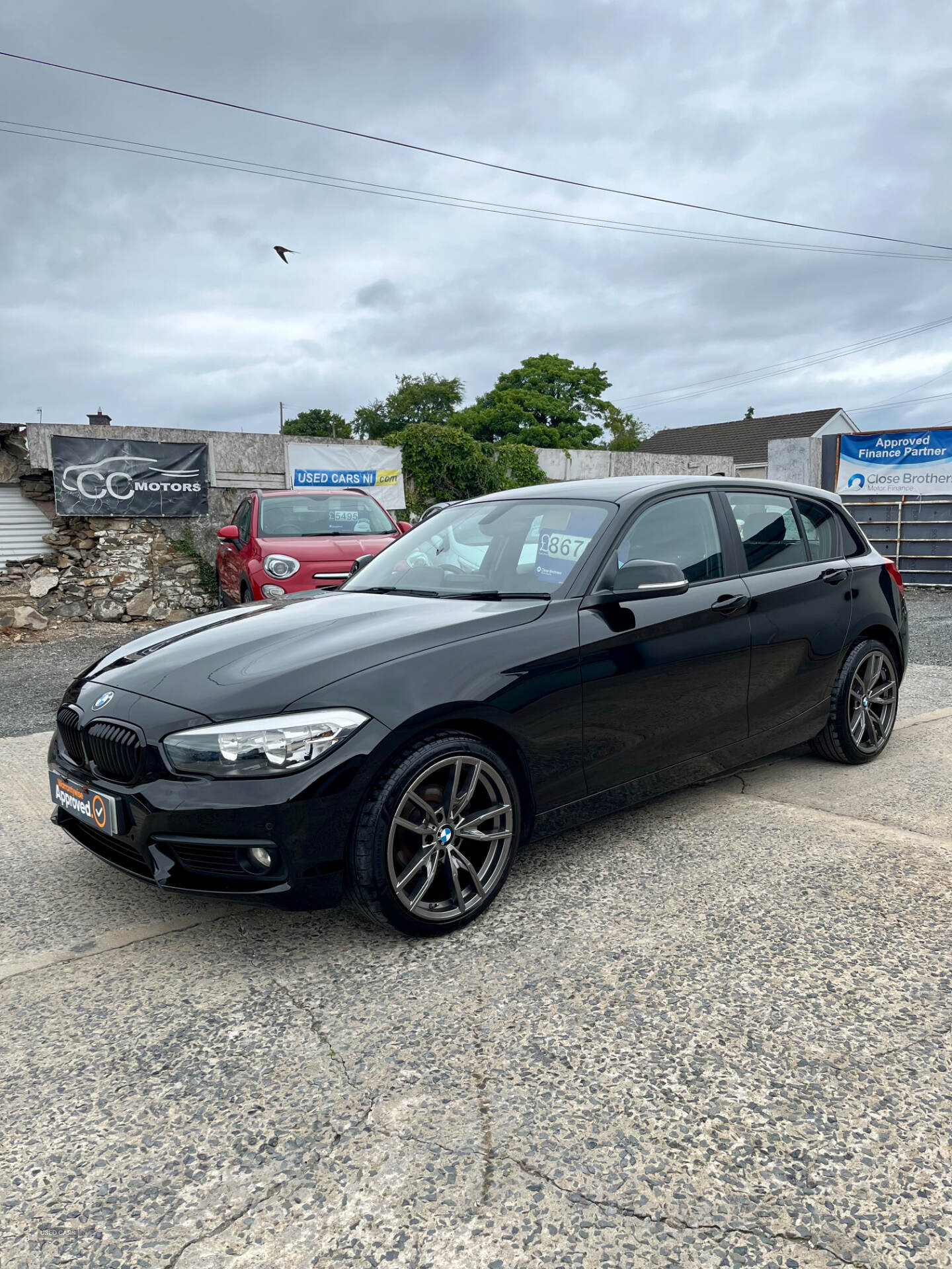 BMW 1 Series DIESEL HATCHBACK in Down