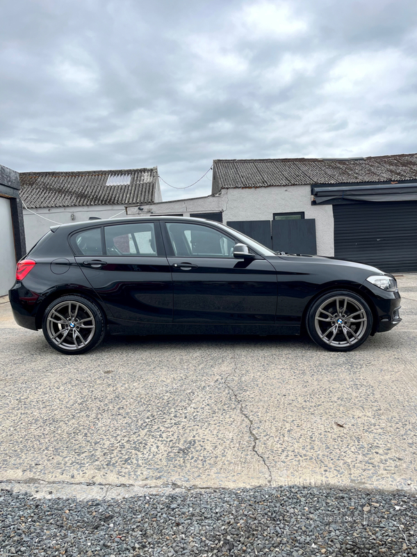 BMW 1 Series DIESEL HATCHBACK in Down