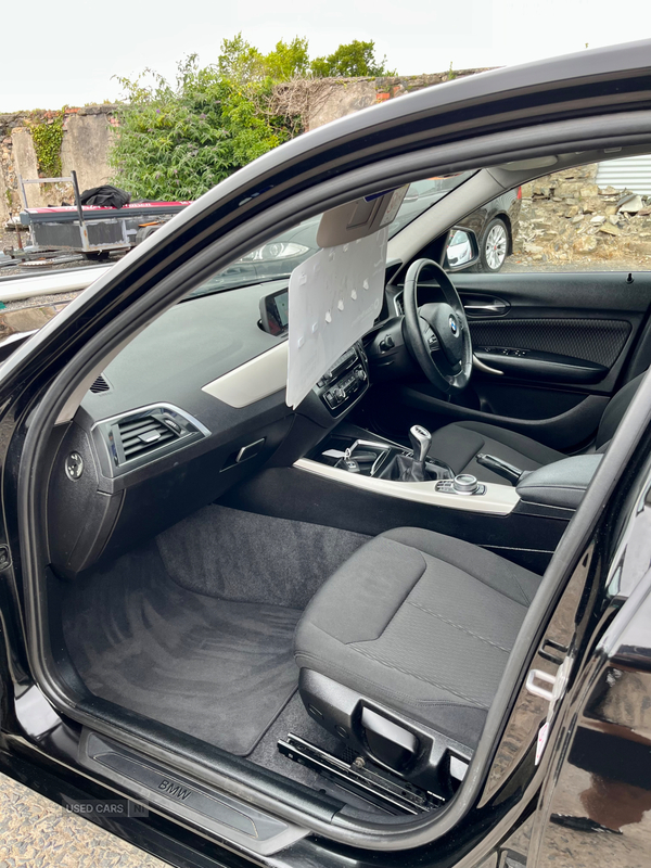 BMW 1 Series DIESEL HATCHBACK in Down