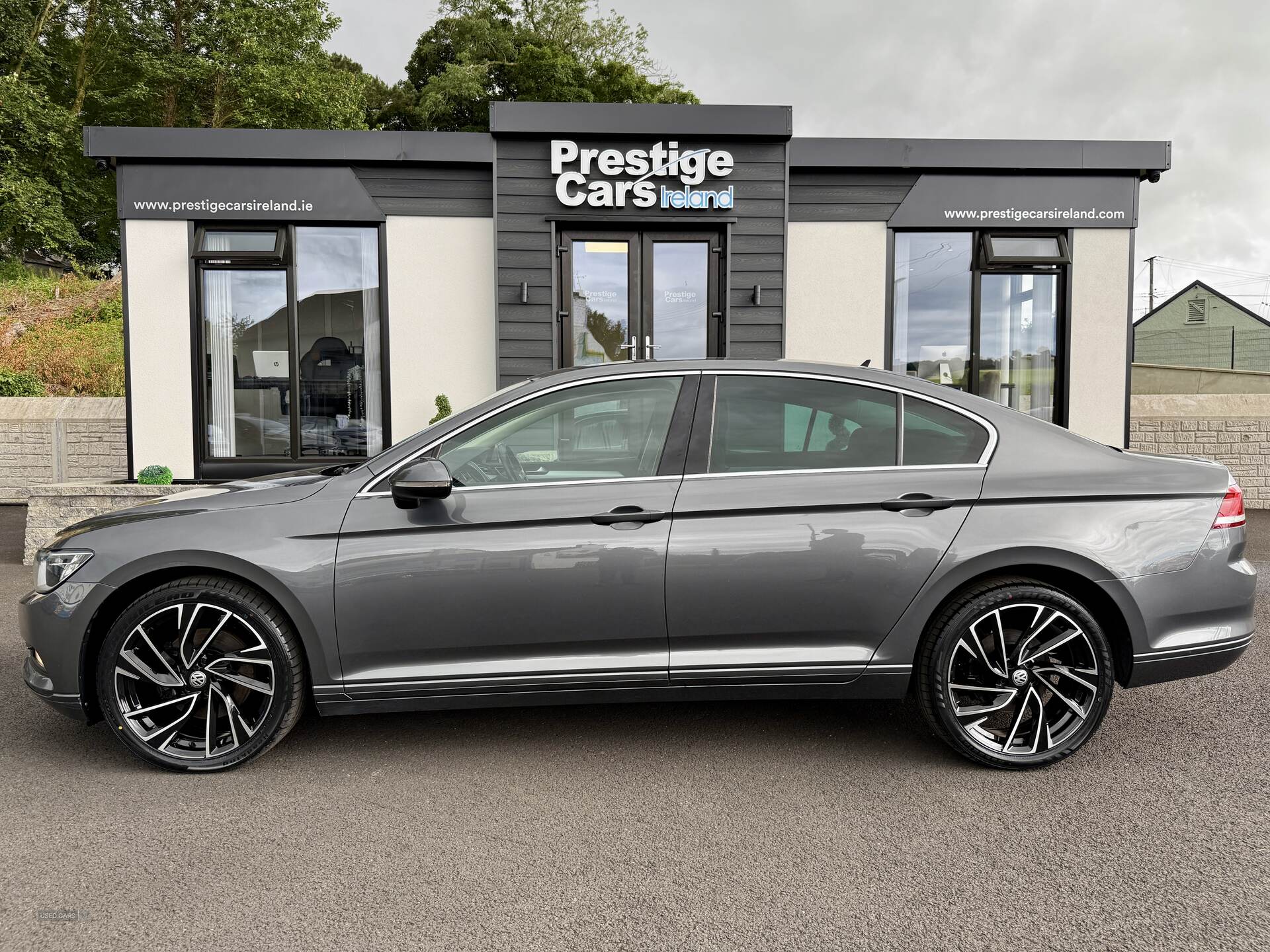 Volkswagen Passat DIESEL SALOON in Tyrone