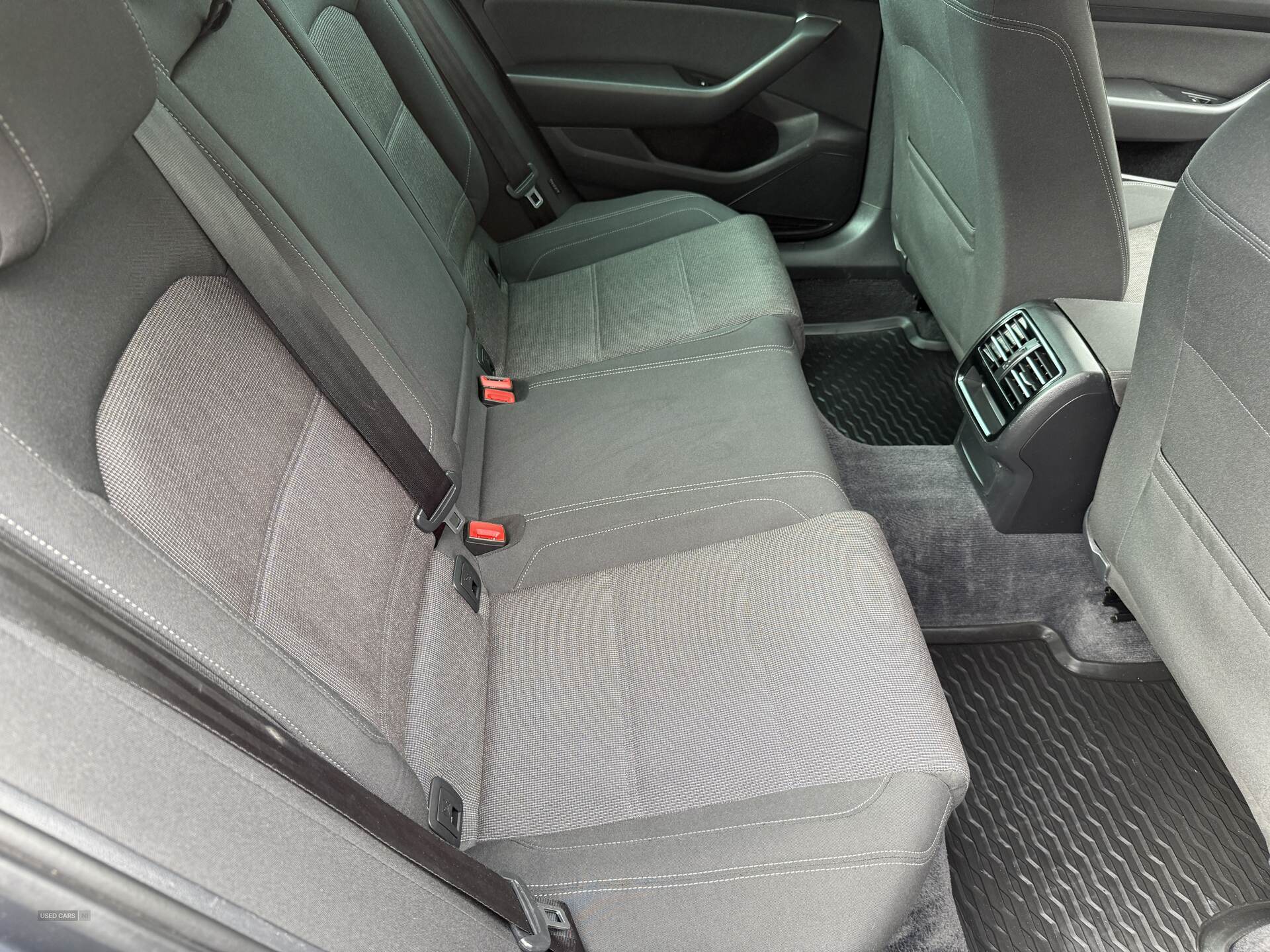 Volkswagen Passat DIESEL SALOON in Tyrone